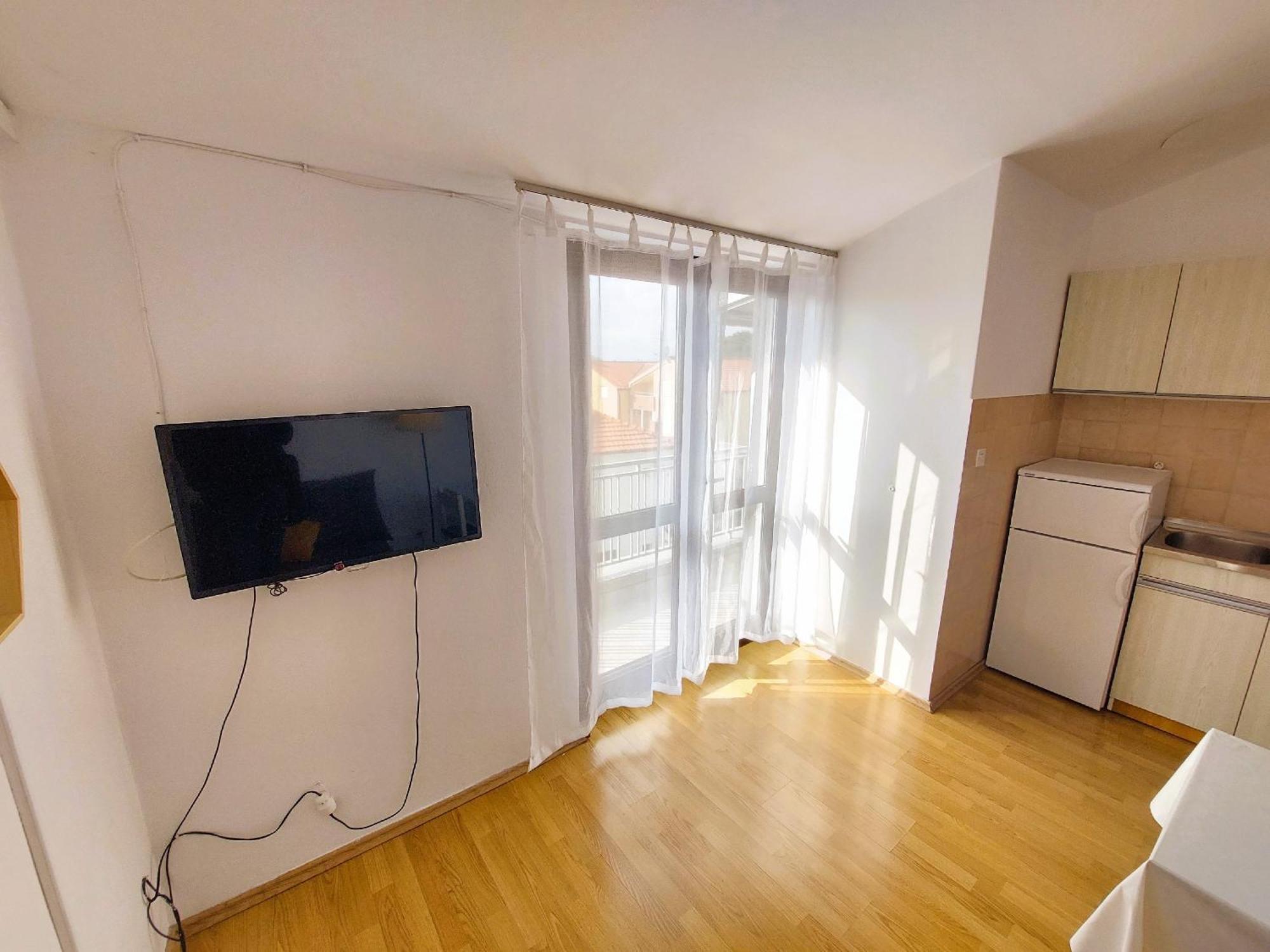 Apartmani Markoč Vodice Bagian luar foto