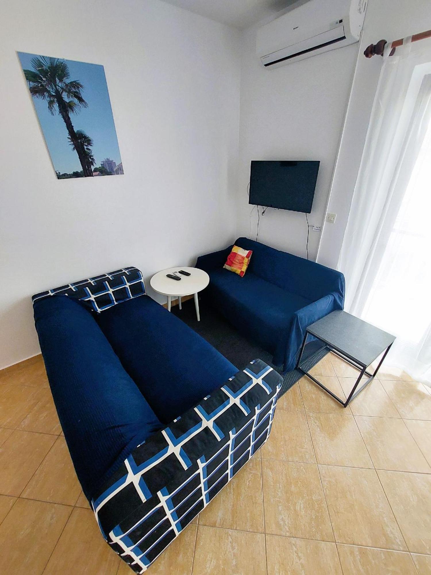 Apartmani Markoč Vodice Bagian luar foto
