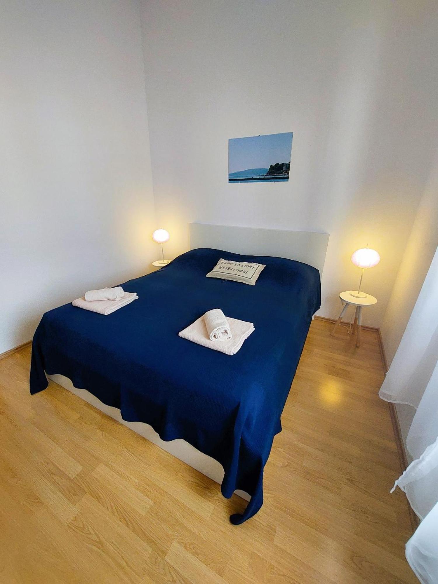 Apartmani Markoč Vodice Bagian luar foto