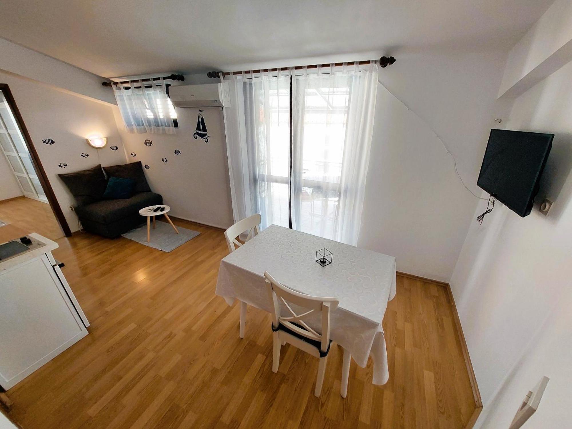 Apartmani Markoč Vodice Bagian luar foto